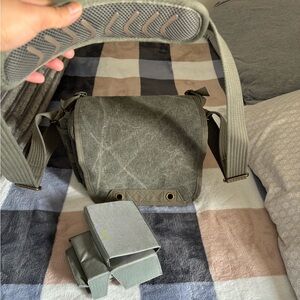 Modern Gray Men's Messenger Bag